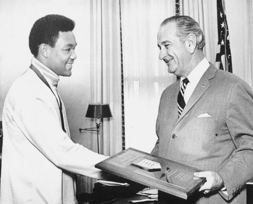 Remembering George Foreman, the King of the Comeback - Common Reader